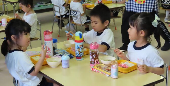 給食試食会 ＆ 給食参観